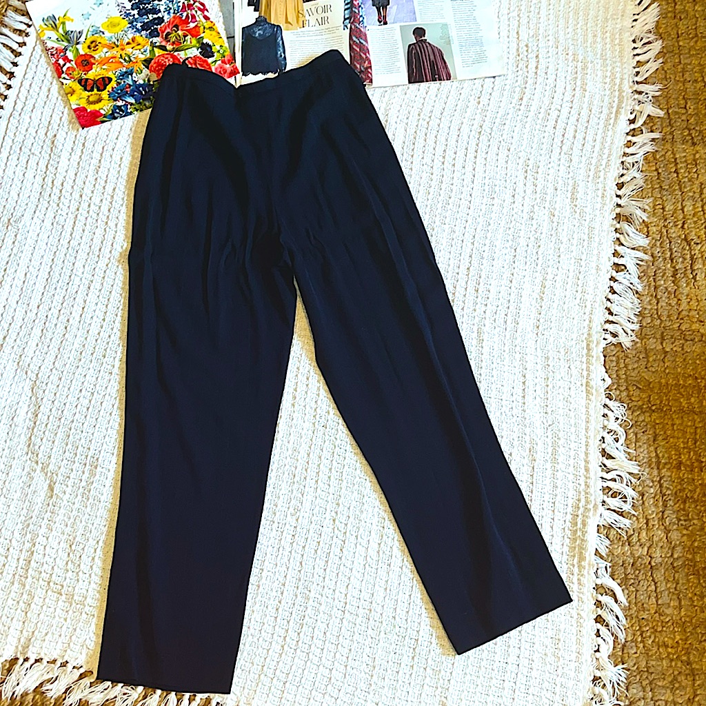 Giorgio Armani Vintage Navy Blue Pinstripe Trousers Sz 6 Beautiful Quality